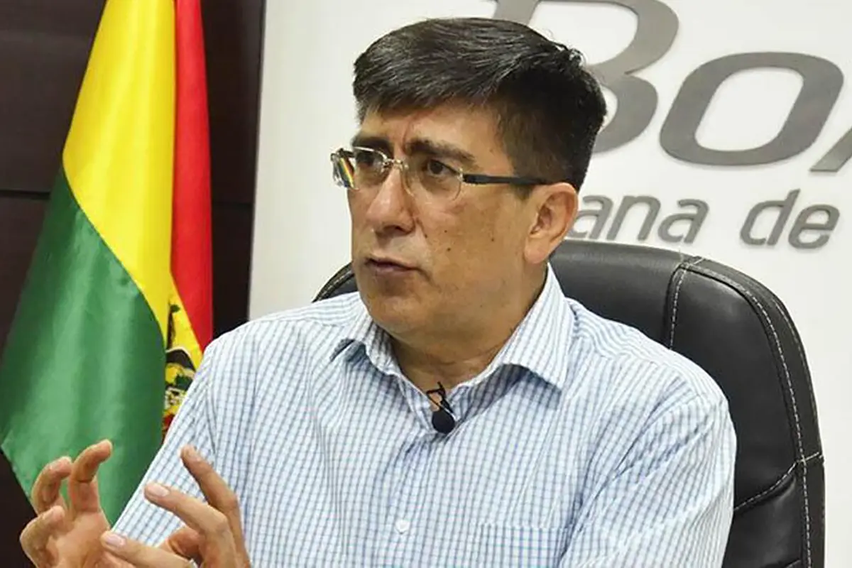 Ronald Casso en conferencia de prensa