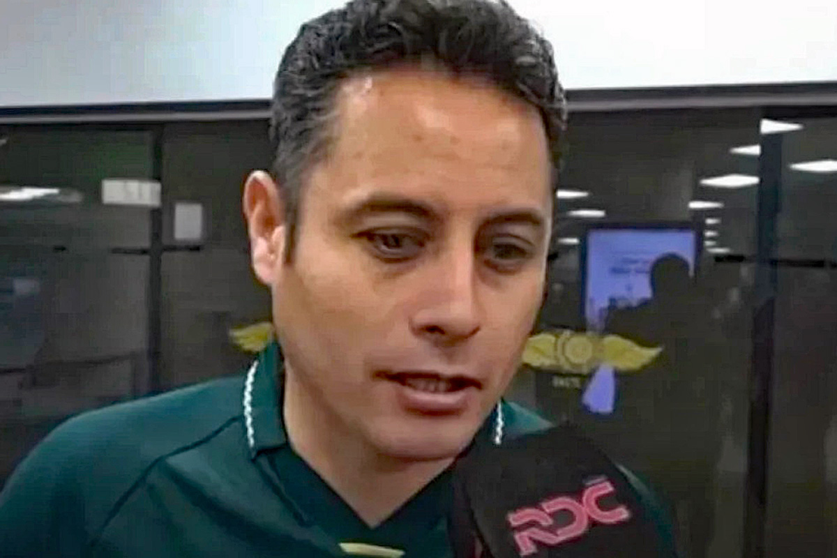 Lara dando declaraciones en Asunción