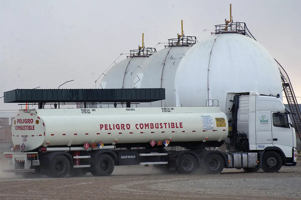 Cisterna combustible