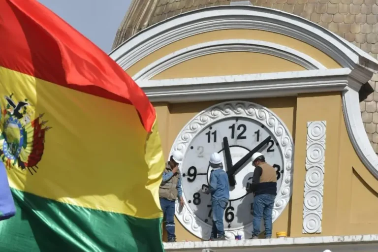Reloj del edificio del Parlamento