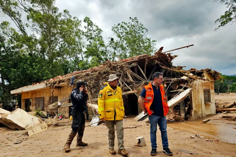 Gobierno confirma 20 muertos por inundaciones en El Torno