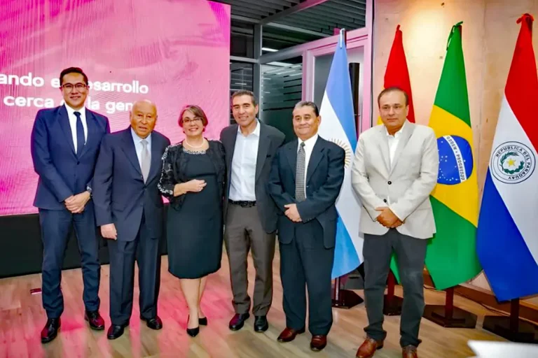 Fonplata anuncia financiamiento de $us 1.000 millones para Bolivia 