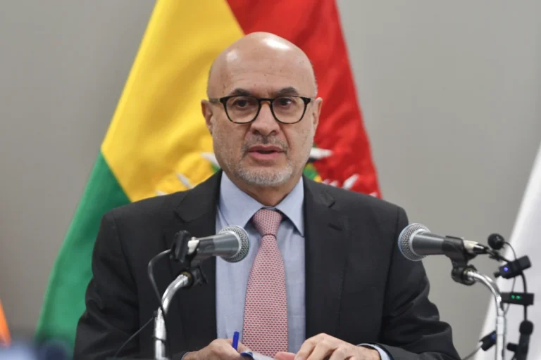 Gobierno está abierto al diálogo, pero asegura que Decreto 5503 no es negociable