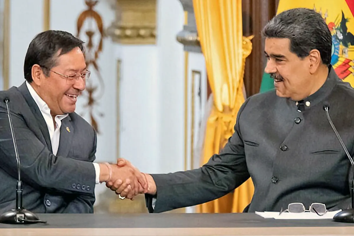 Saludo de Luis Arce y Nicolás Maduro