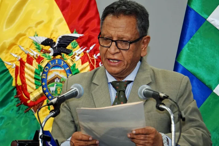 Aprehenden a oficial de la Policía que realizó disparos en Cotapachi