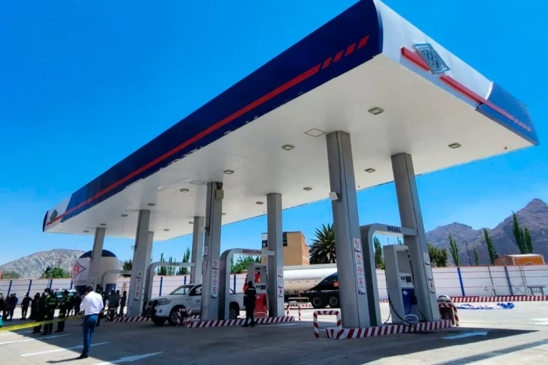 Surtidores aseguran que nuevos precios hacen insostenible sus operaciones