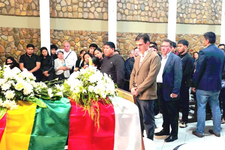 Rodrigo Paz despedida Aramayo