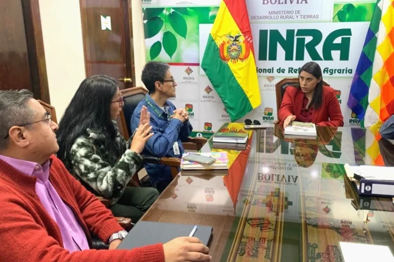 El Gobierno anuncia cambios en el INRA de Santa Cruz y una auditoría de títulos por los avasallamientos