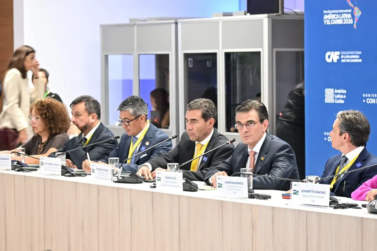 Rodrigo Paz en la CAF