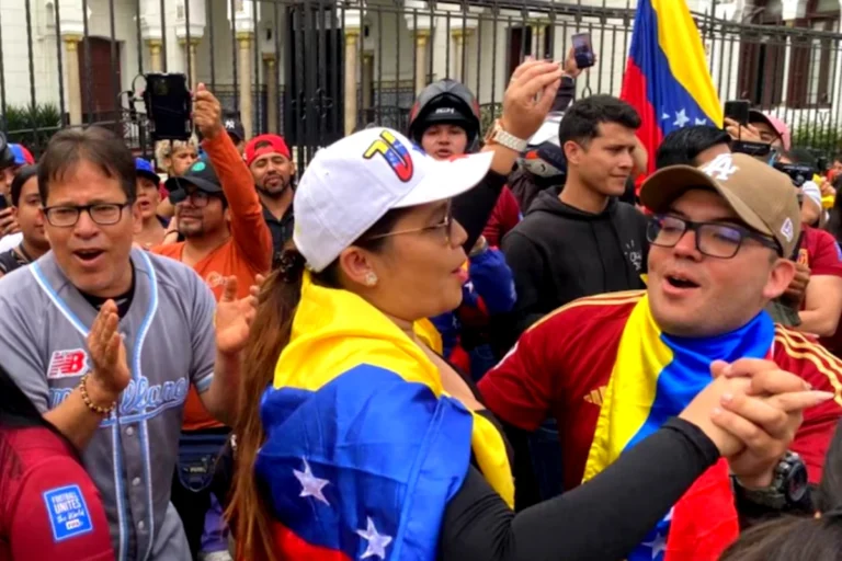 En diferentes partes del mundo, venezolanos celebran la captura de Maduro