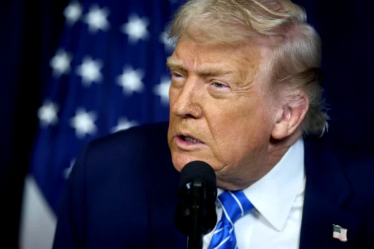 Trump endurece aranceles a Europa y los condiciona a la compra de Groenlandia