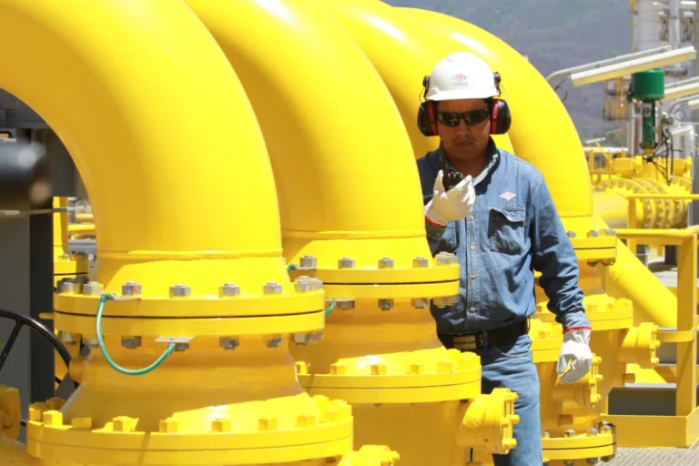 La renta petrolera cae 42% en nueve meses y amenaza la estabilidad de las divisas