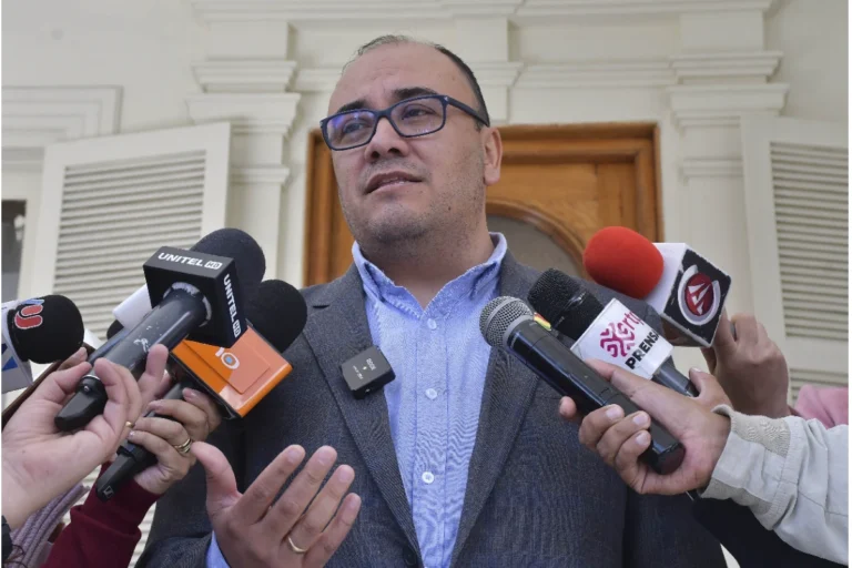 Tras subnacionales, TSE abre ruta para reemplazar la Ley Electoral y alista reformas