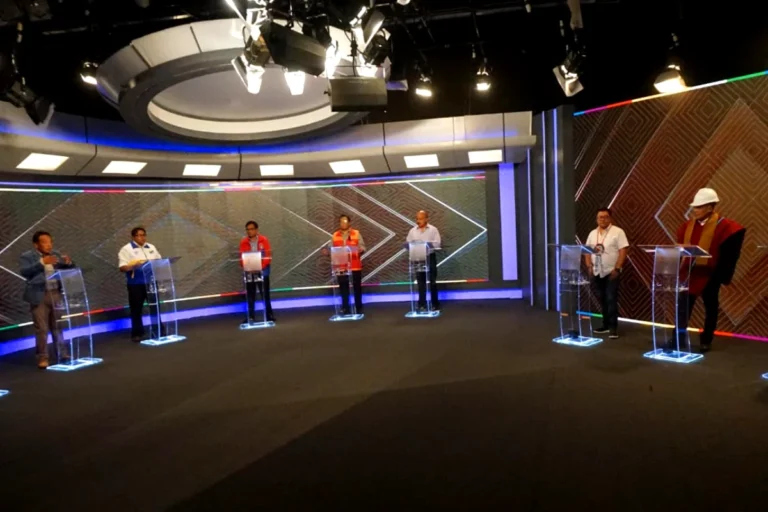 Al menos 130 candidatos a alcaldías debatirán hoy en encuentros simultáneos