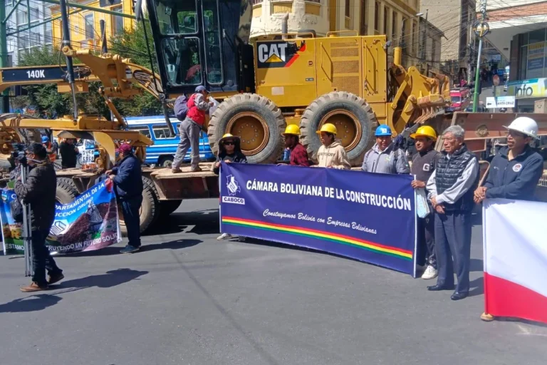 Sector constructor exige reajuste de precios en “tractorazo” nacional