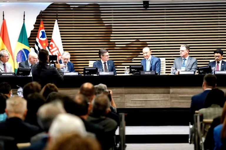 Tres pilares estratégicos impulsan al empresariado boliviano en reunión con industria de Brasil