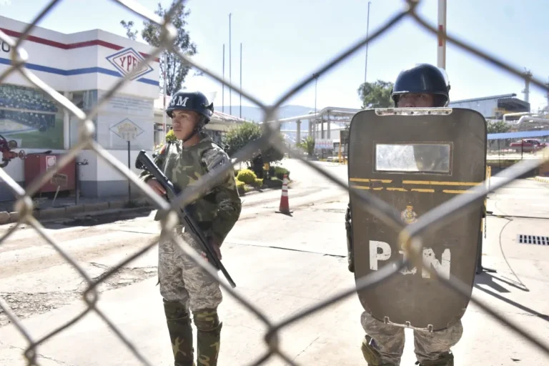 Militarización de YPFB