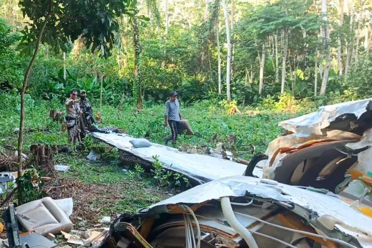 Despresurización: qué es y por qué sería la principal hipótesis del accidente aéreo