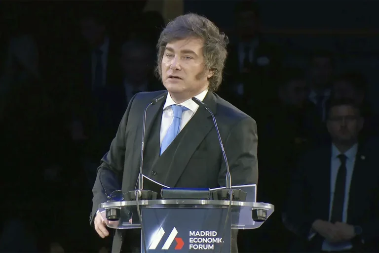 Del asistencialismo al ajuste: el giro de Milei y la redefinición del modelo argentino