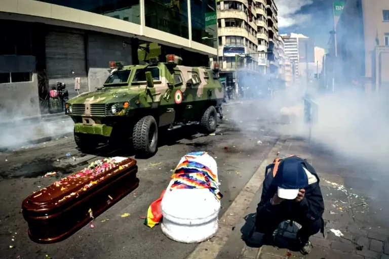 Víctimas de Senkata ponen en jaque la decisión judicial favorable a Áñez con un amparo