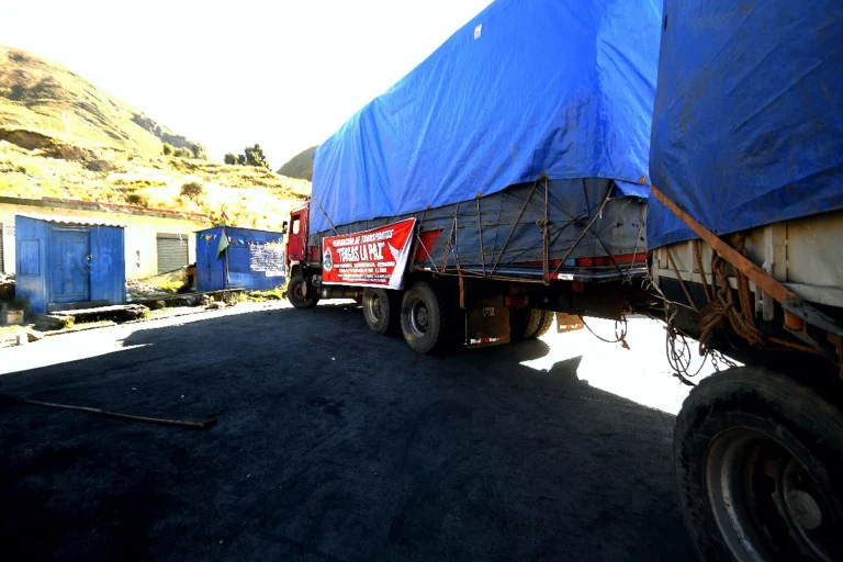 ABC reporta 14 puntos de bloqueo en carreteras