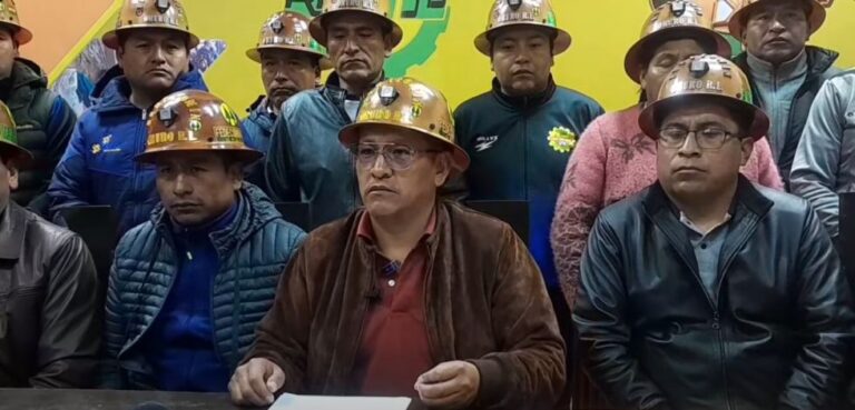 Fedecomin Oruro acusa a la COB de “utilizar” a campesinos y vivir del Estado