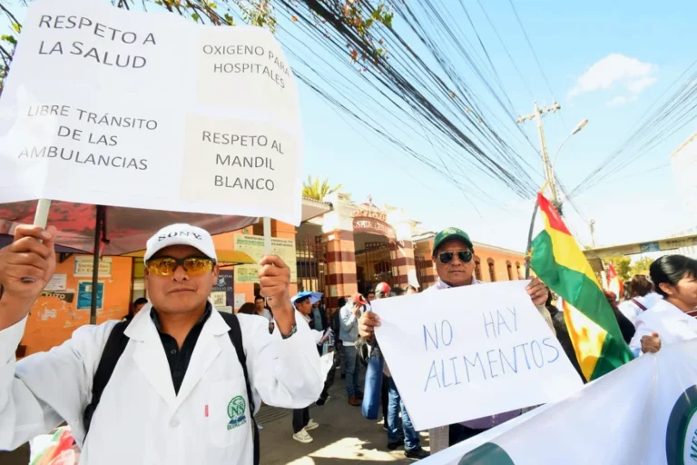 Asfixia sanitaria en La Paz: 13 hospitales sin oxígeno, medicinas ni alimentos