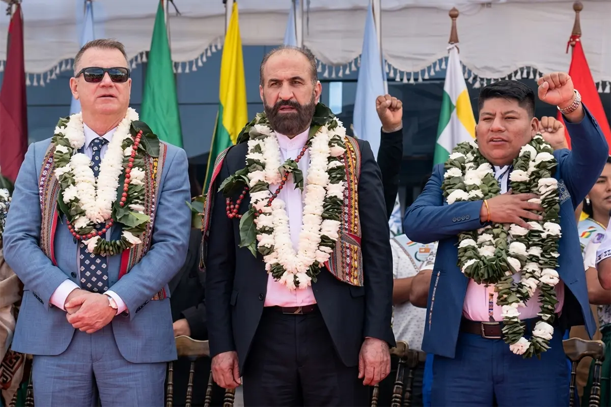 Leonardo Loza y embajadores de Rusia e Iran