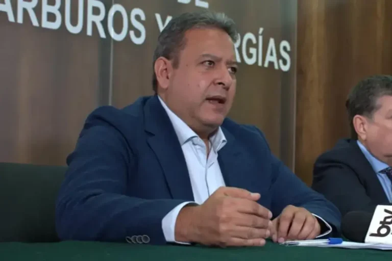 Datos contra la desconfianza: Bolivia mide su abastecimiento de combustibles día a día