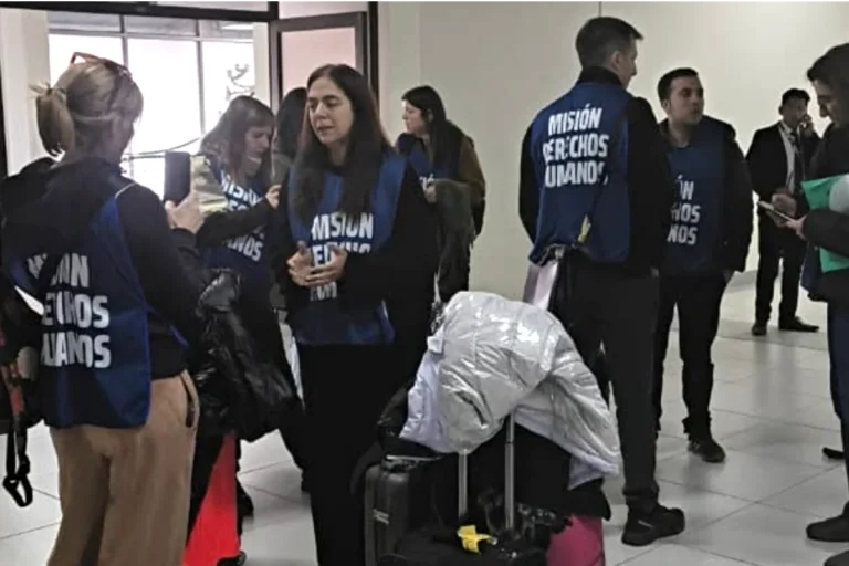Gobierno argentino reconoce soberanía de Bolivia tras rechazo de ingreso a delegación