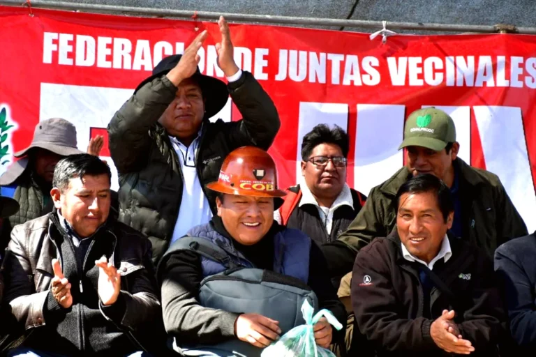 Gobierno reprograma para las 16:00 el diálogo con la COB y traslada la cita al Banco Central