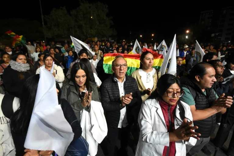 Iglesia y Defensoría llaman al diálogo y convocan a un pacto social para frenar la violencia