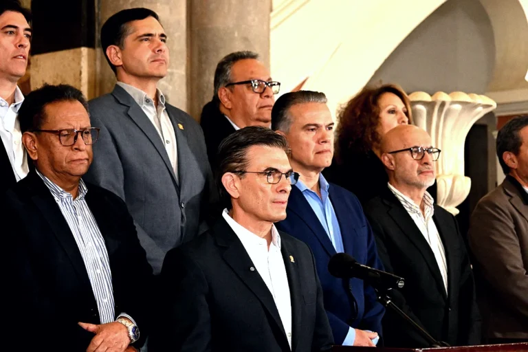 Paz dicta el estado de excepción en todo el país
