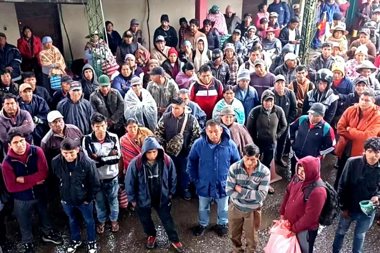 Tras la toma del retén de El Castillo, legisladores piden militarizar el Trópico y aplicar un toque de queda