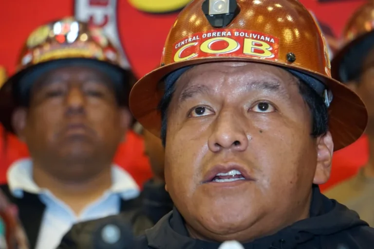 La COB envía al Gobierno una conminatoria “para pacificar el país” y Paz insiste en el diálogo