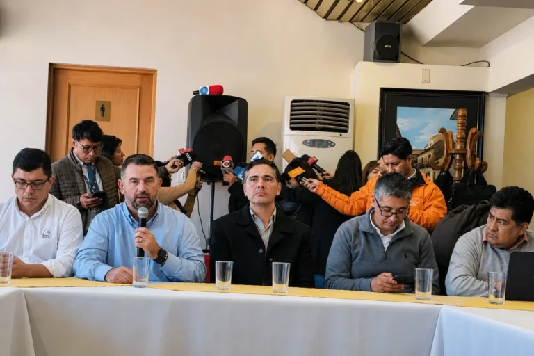 Gobierno y Confeagro pactan agenda para reactivar el agro