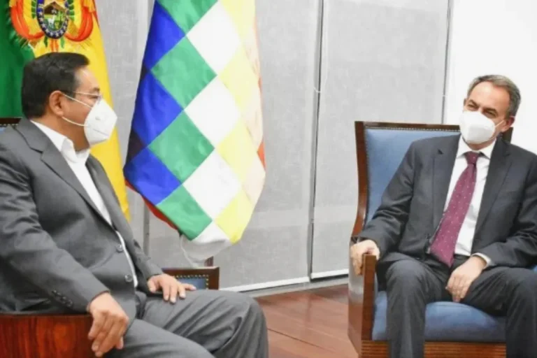 El Senado crea una comisión para investigar el caso Zapatero