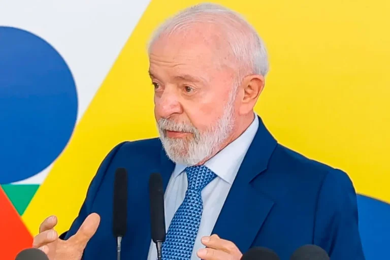 Lula minimiza los aranceles de EEUU y buscará otros compradores