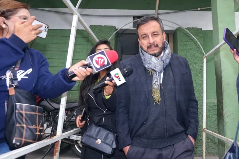 Medinaceli sale de celdas con fianza de Bs 100.000 para cumplir detención domiciliaria