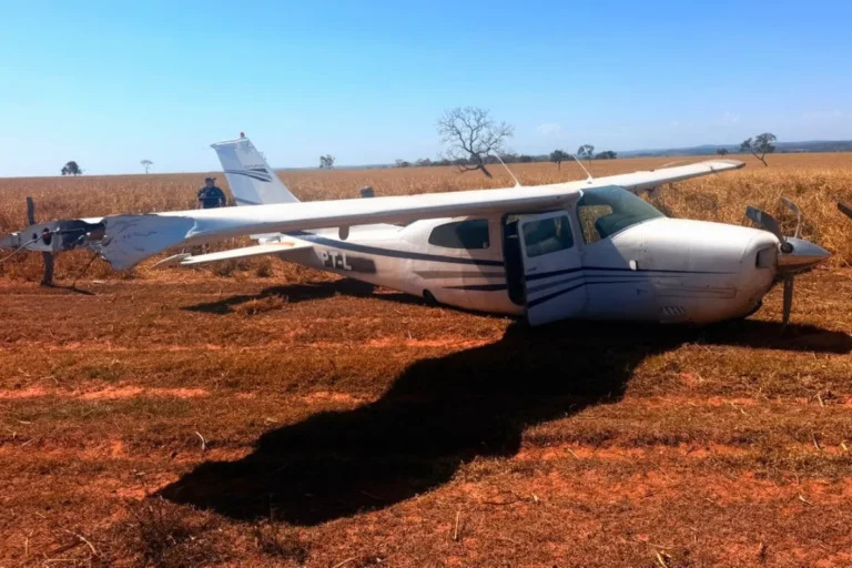 Brasil fuerza aterrizaje de un avión sospechoso proveniente de Bolivia