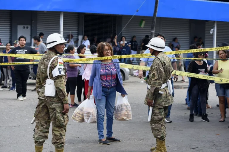 Barrio Lindo suspende la atención y restringe el ingreso mientras investigan las causas del incendio