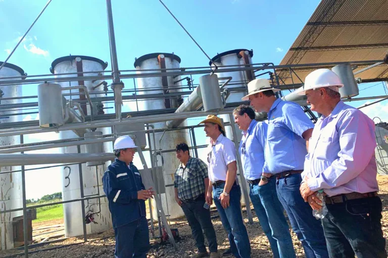 El convenio de Cuatro Cañadas supera el límite de crudo que establece el DS 5603