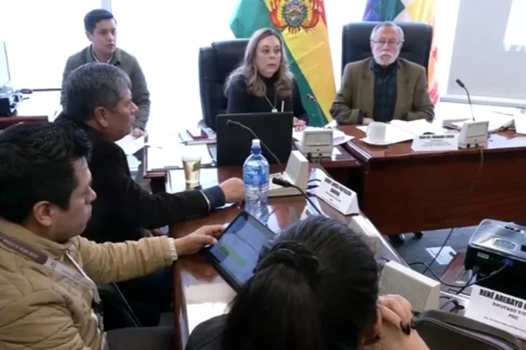 Nueva propuesta para elegir magistrados plantea entrevistas públicas y elimina el voto en plancha