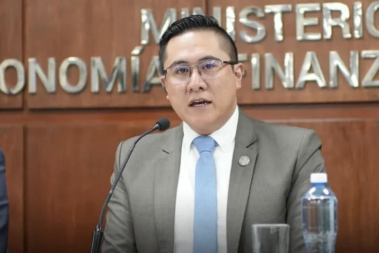 Gobierno anuncia ajustes al decreto del diésel, pero descarta abrogarlo