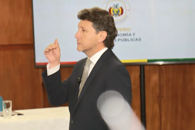 La Aduana cambia de interino y la terna sigue pendiente