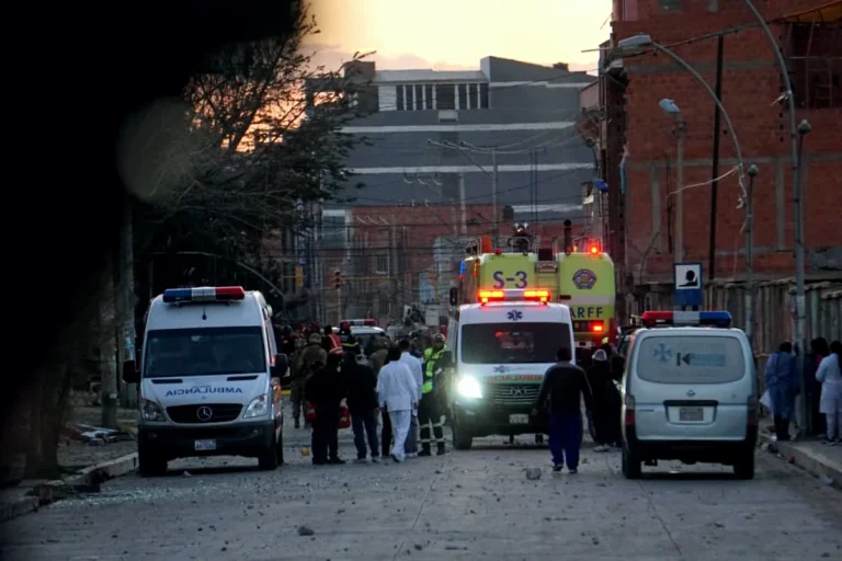 Explosión en cuartel de Viacha deja dos muertos, siete desaparecidos y 59 heridos