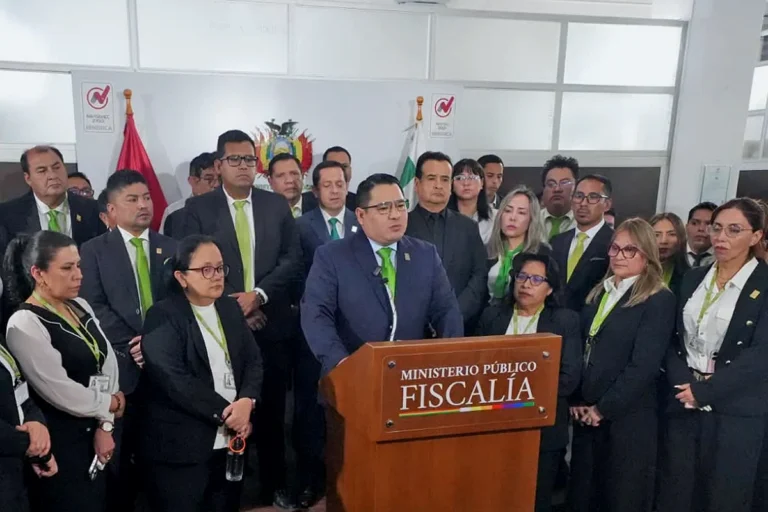 Mariaca niega los sobornos que le atribuye EEUU; el Legislativo le pide apartarse